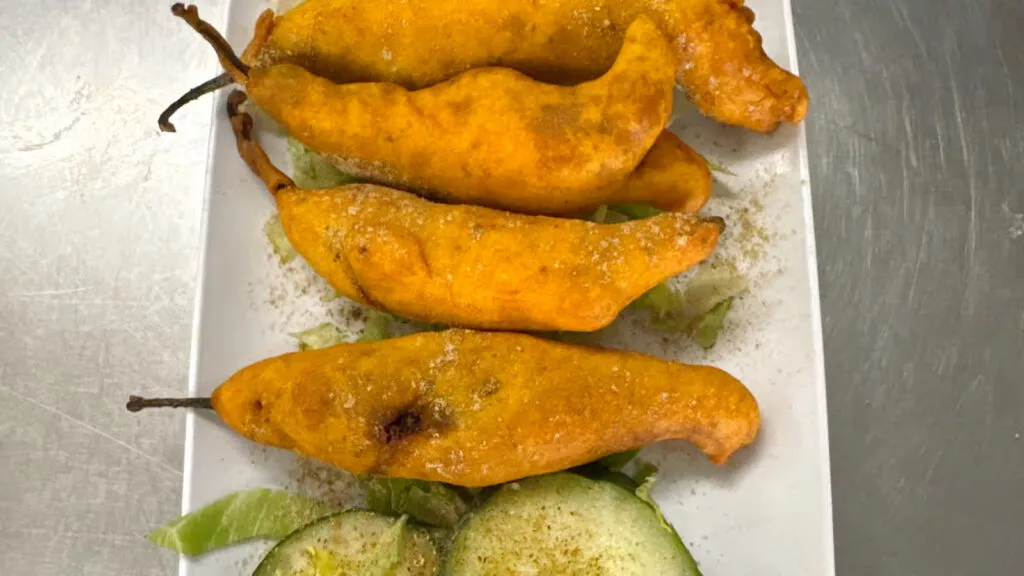 Chilli pakora (hot)