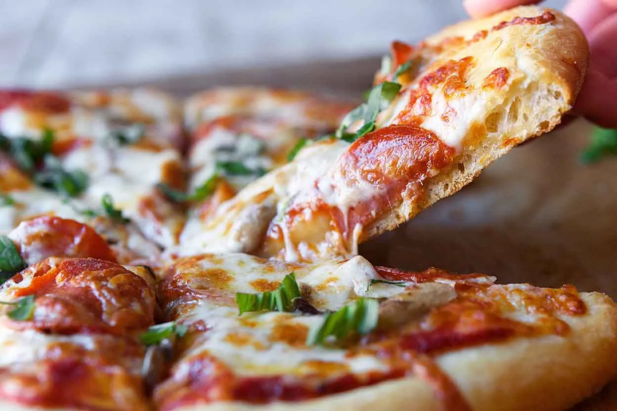 Regular Crust Pizza