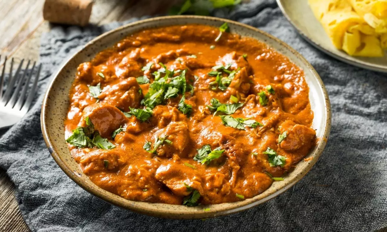 Nepali Kukhura (Nepali Style Chicken Curry)