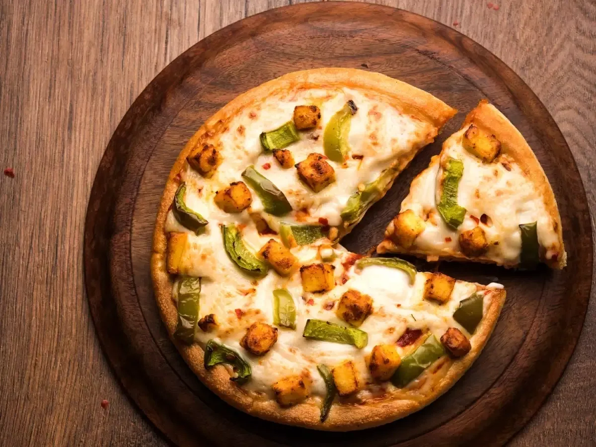 SPINACH PANEER PIZZA