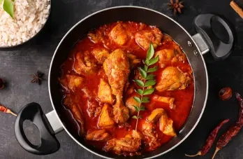 CHICKEN CURRY