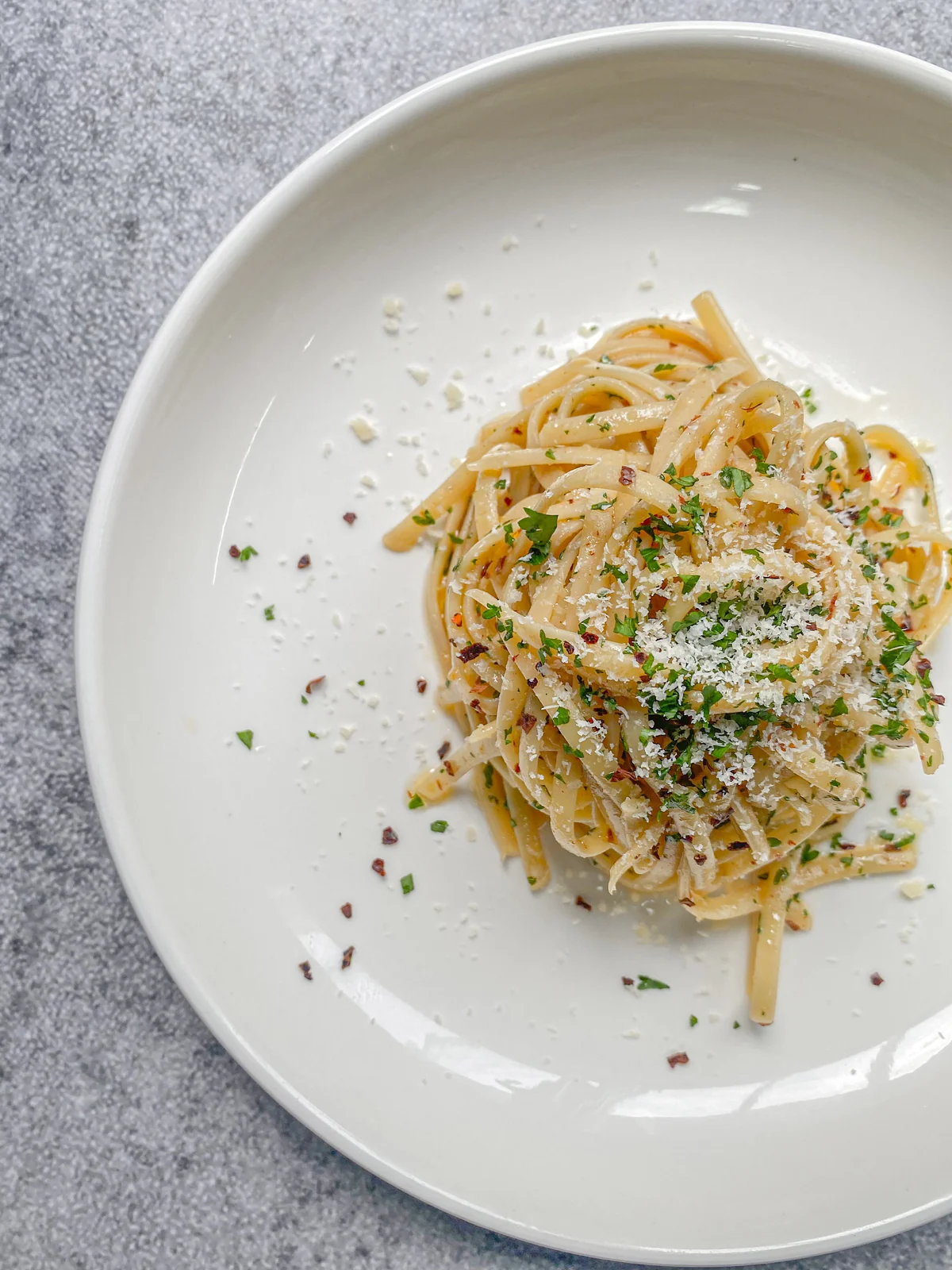 Spaghetti Aglio & Ouo